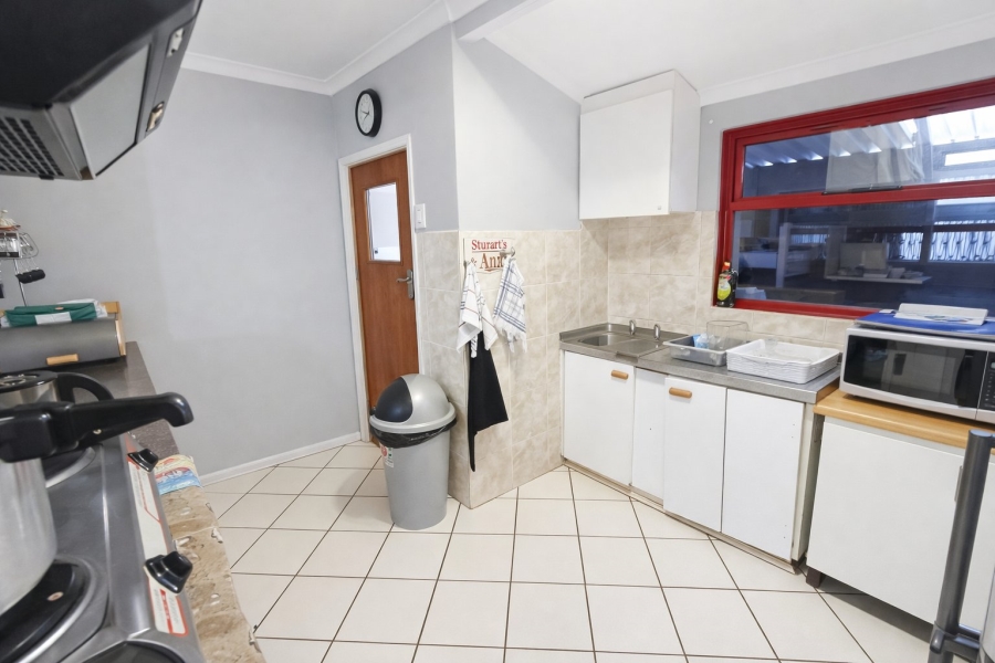 5 Bedroom Property for Sale in Bothasig Western Cape